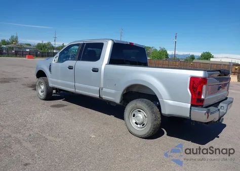 2017 Ford F-250 Xlt from USA, damaged, VIN 1FT7W2B65HEC10392